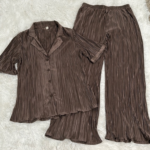 hey babe Pants - 🟣 Hey Babe Pleated Satin Set